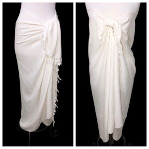 Sun 'n' Sand White Sarong with Fringe One Size